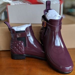 ⭐SOLD⭐Hunter Women's Quilted Chelsea Boot